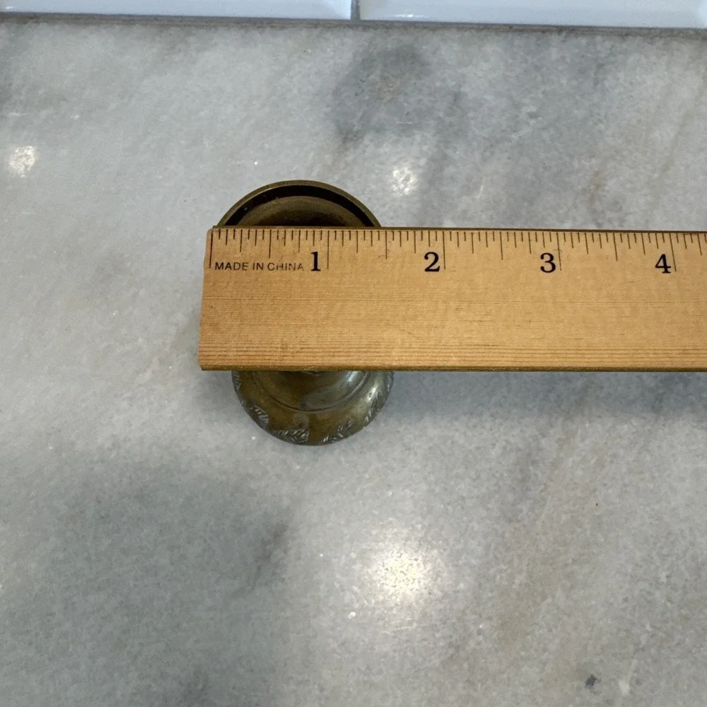Vintage Adorable Brass 4in Vase‎